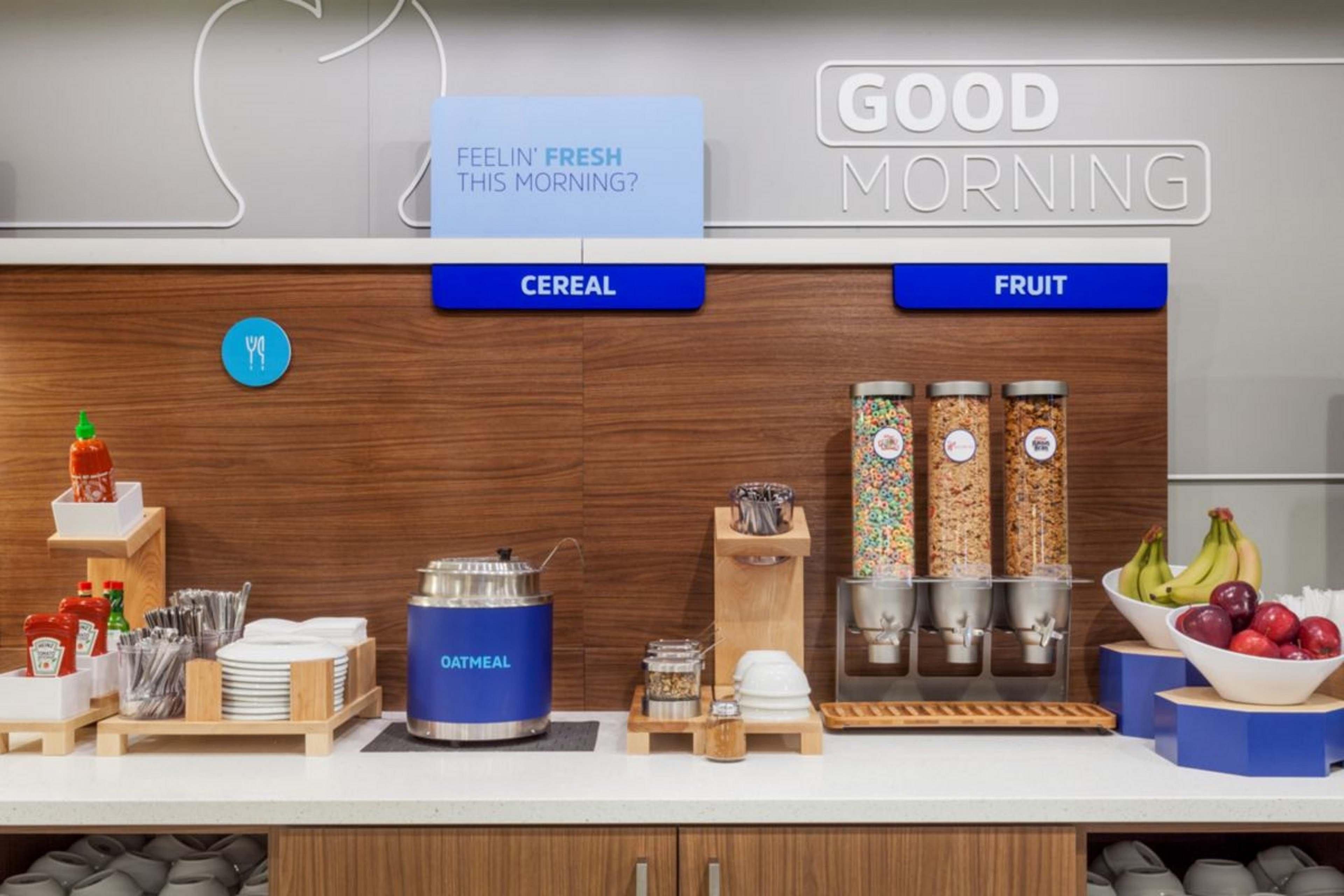 Holiday Inn Express Hotel & Suites Greenville By Ihg Bagian luar foto